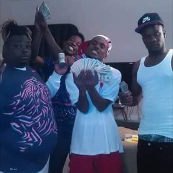 Meet your Posher, Chris mayes - Picture 1 of 1